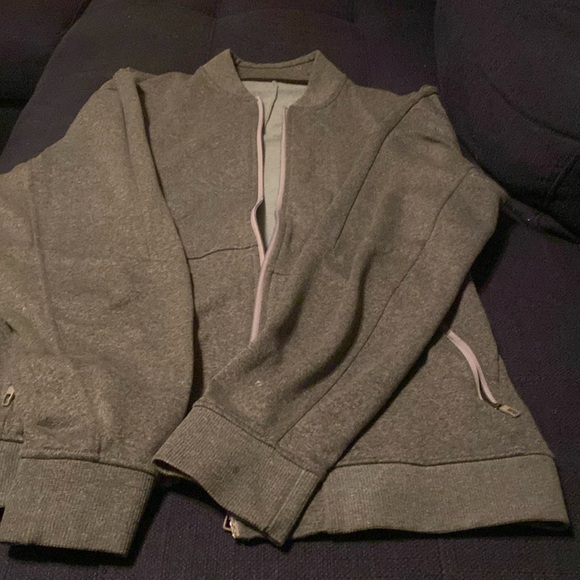 Lululemon jacket! - Picture 2 of 6